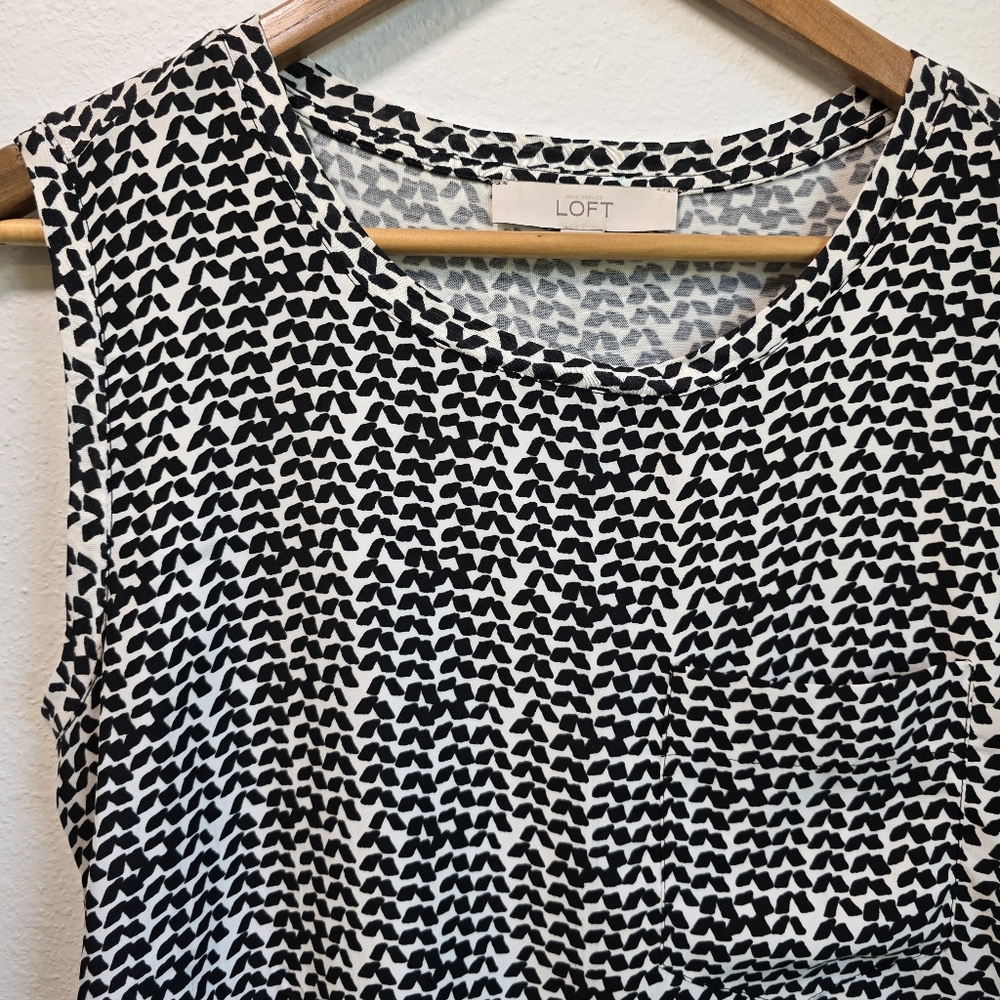 EUC LOFT Black and White Patterned Women's Top Small